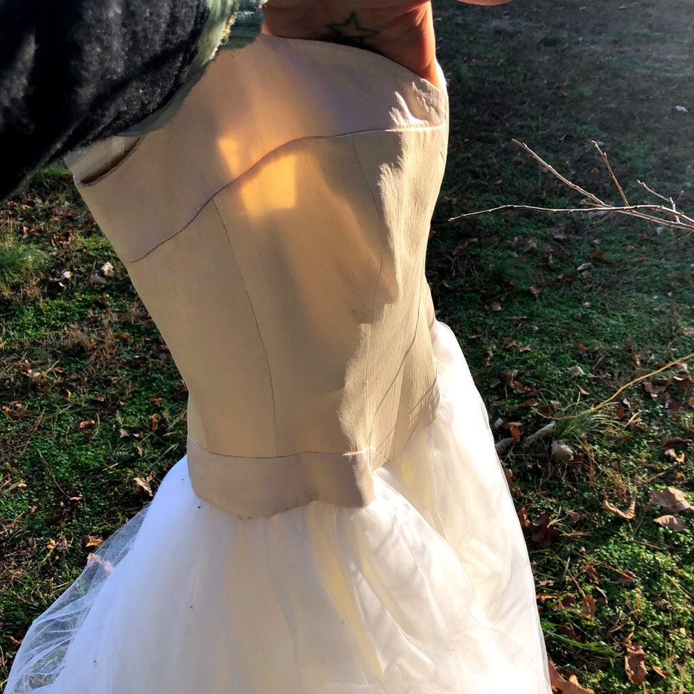 COPY - Vintage Catharine Rayner Wedding dress. Size 2/4.